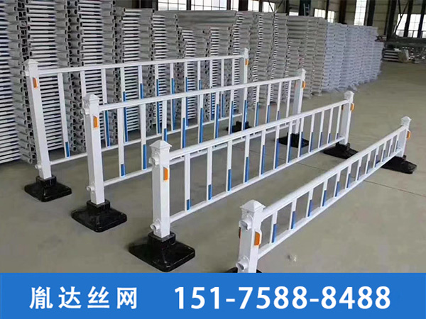 市政護(hù)欄現(xiàn)貨
